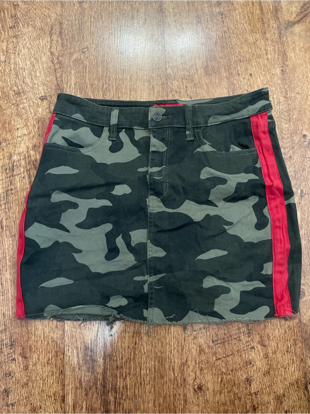 Guess Men's Camo Cargo Shorts with Red Side Stripe
